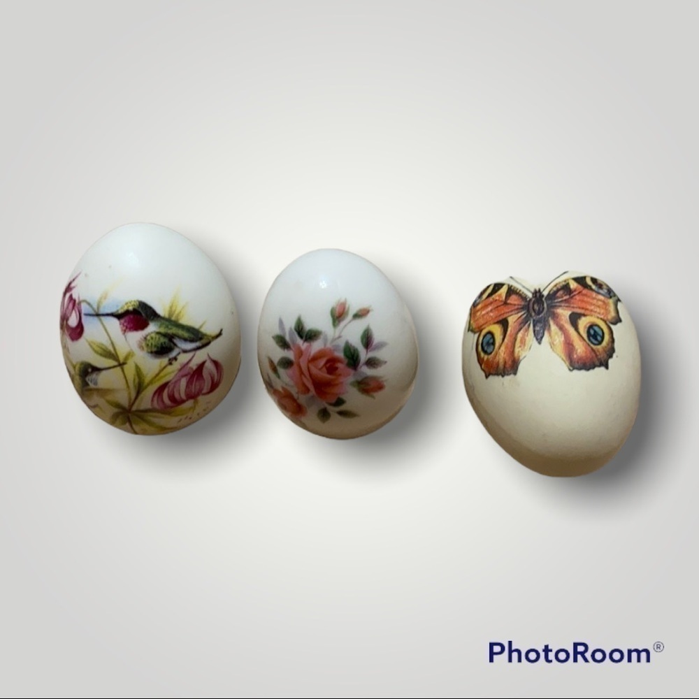 Set of 3 vintage hand painted ceramic eggs